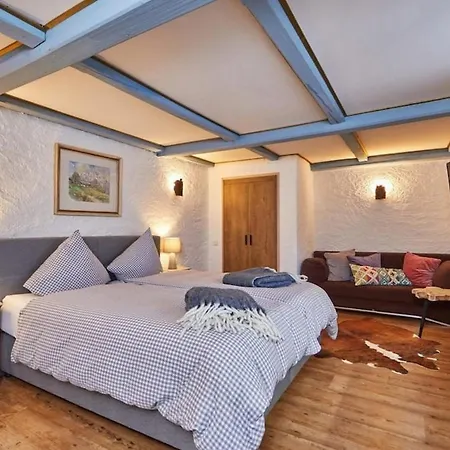 Ferienhaus Beautiful Chalet In Up To 14 Guests - What'app - 0039-3512-039-610 - For Reservations! *