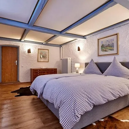 Ferienhaus Beautiful Chalet In Up To 14 Guests - What'app - 0039-3512-039-610 - For Reservations! Garmisch-Partenkirchen