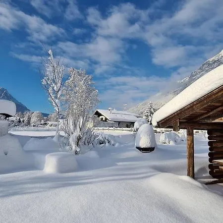 Beautiful Chalet In Up To 14 Guests - What'app - 0039-3512-039-610 - For Reservations! * 가르미슈파르텐키르헨